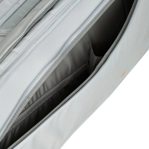 Wilson Shift Super Tour Racket Bag 9 Pack 8 Wilson Shift Super Tour Racket Bag 9 Pack - Image 6